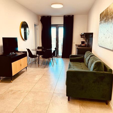 Marisabella Suite Spa 4 Bari Exterior foto