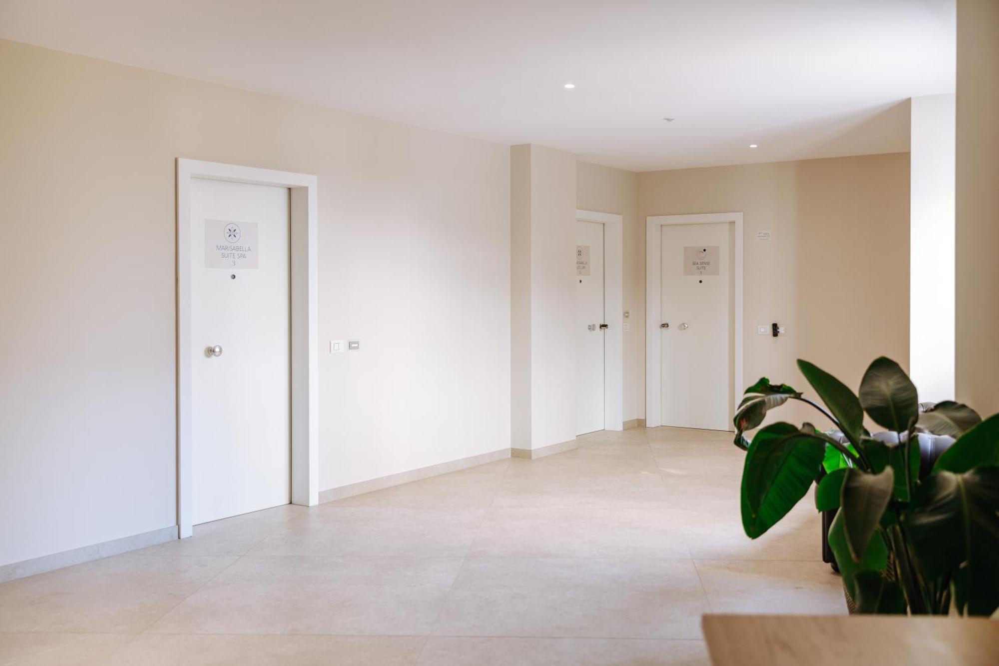 Marisabella Suite Spa 4 Bari Exterior foto